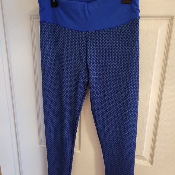 Excersize Leggings - Picture 1 of 3